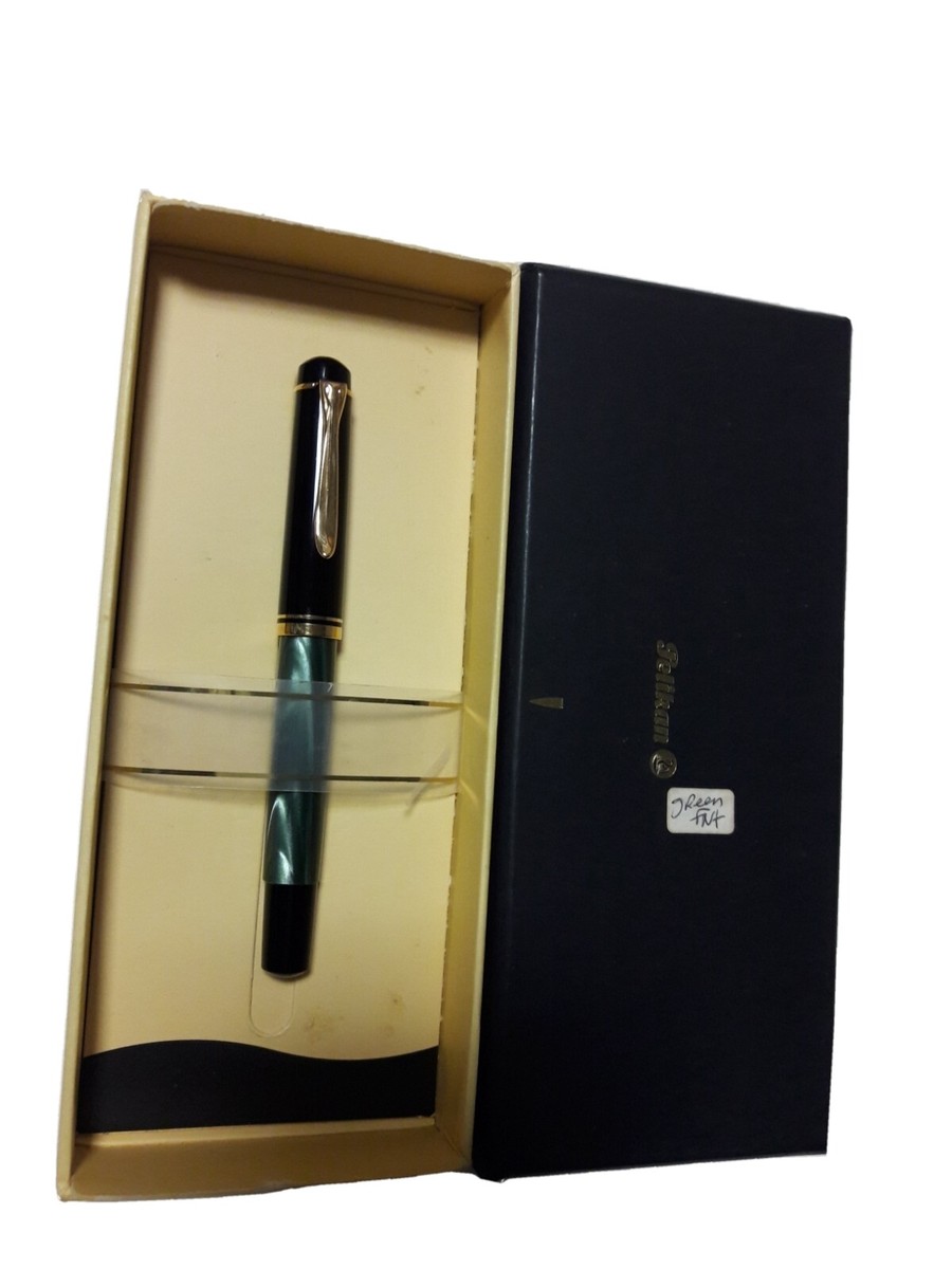 Pelikan M200 Fountain Pen Green Marble Medium 672295, New in box