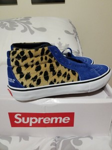 vans x supreme leopard