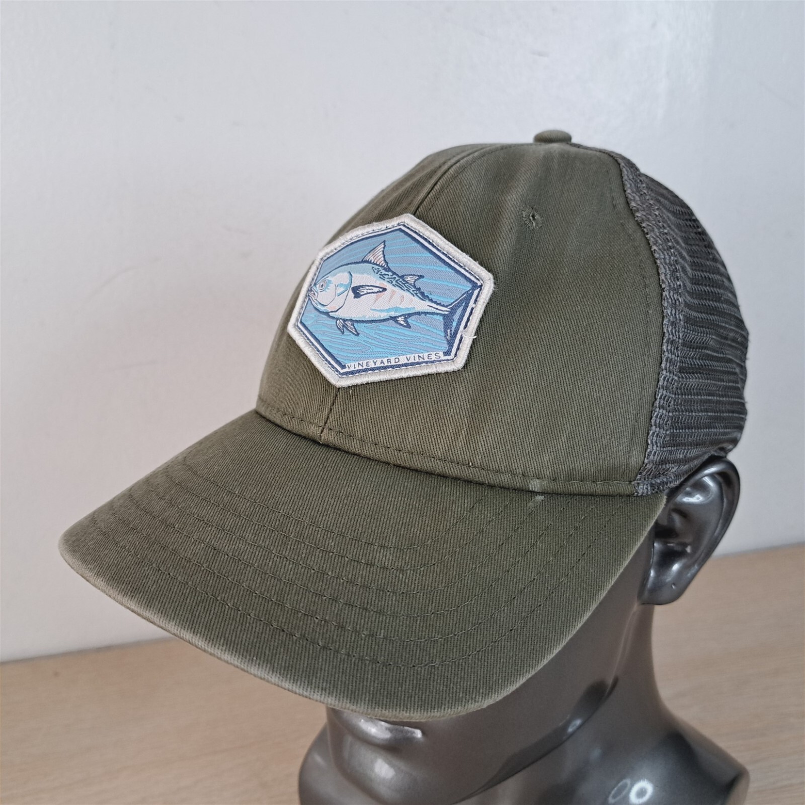 VINEYARD VINES FISH ADJUSTABLE SNAPBACK TRUCKER/M… - image 3