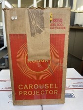 VTG Kodak Carousel 650 Slide Projector, Remote, "POWERS ON "