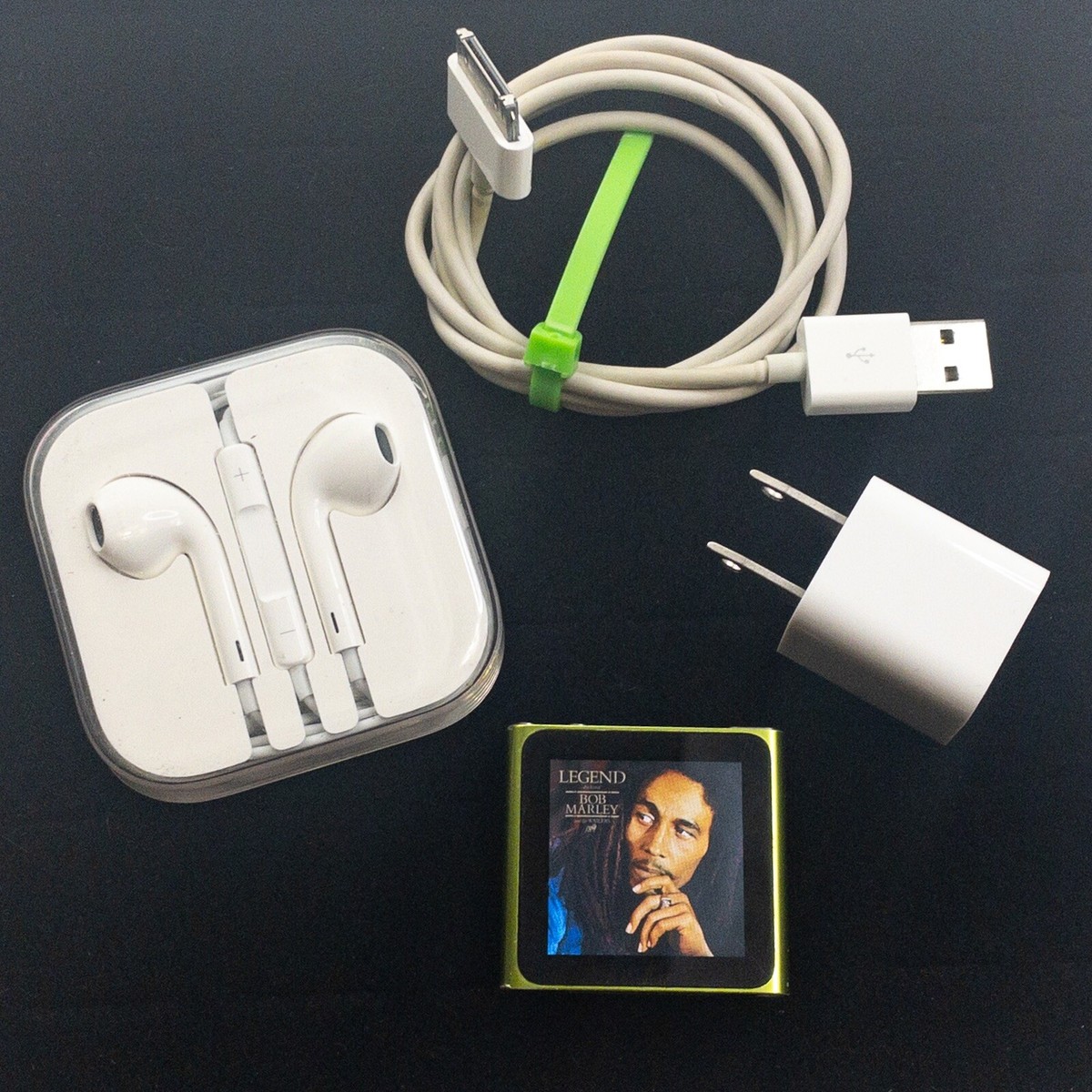 Apple 16GB iPod Nano Green 6th Generation Headphones & Charger