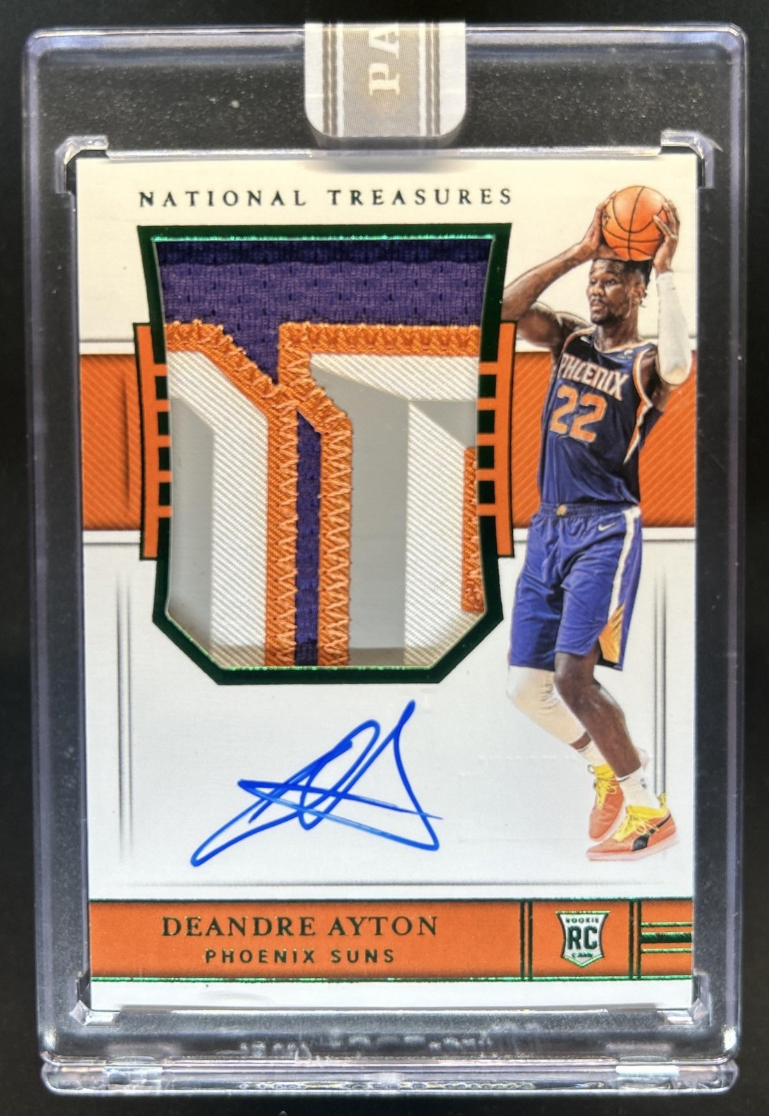 2018-19 Panini National Treasures Deandre Ayton RC Patch Auto White Box #1/1