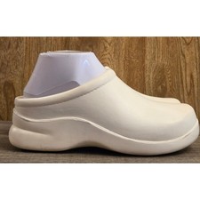 Klogs Dusty Slip On Comfort Clogs Women's Size 6 Wide Nursing White