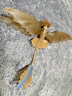 How to Train Your Dragon 2 Cloudjumper 10'' Figure Power Spin Master Dreamworks