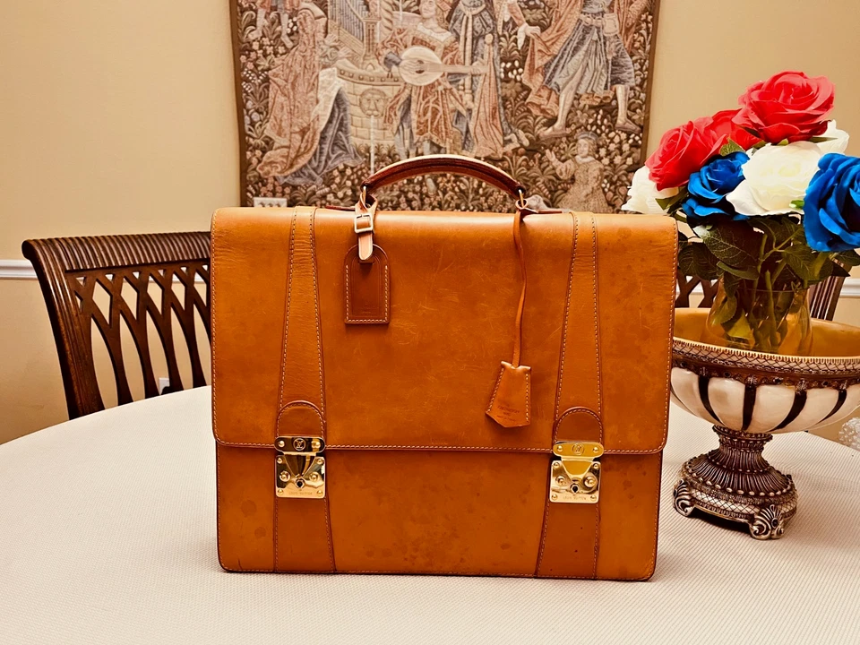 LOUIS VUITTON NOMADE «ДВОЙНОЙ ЗАМОК» желтовато-коричневый кожаный портфель / сумка - Франция - Изображение 2 из 4