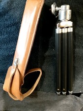 Altes wertiges Stativ Injekta Steinach. Beste Erhaltung. Ausziehbar. Lederetui.