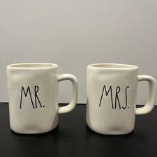 Rae Dunn Coffee Mugs Set of 2 Mr & Mrs Artisa...