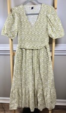 Universal Thread Puff Short Sleeve Smocked Green White Floral Dress Spring XS B6