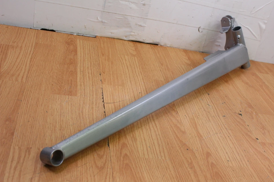 Ski-Doo Summit 800 2003 brazo derecho plateado Foto 2 de 4