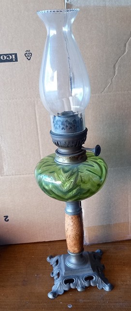Antica Lampada Lume Da Tavolo A Petrolio Rara Antica Lampada Lume Da Tavolo A Petrolio Rara