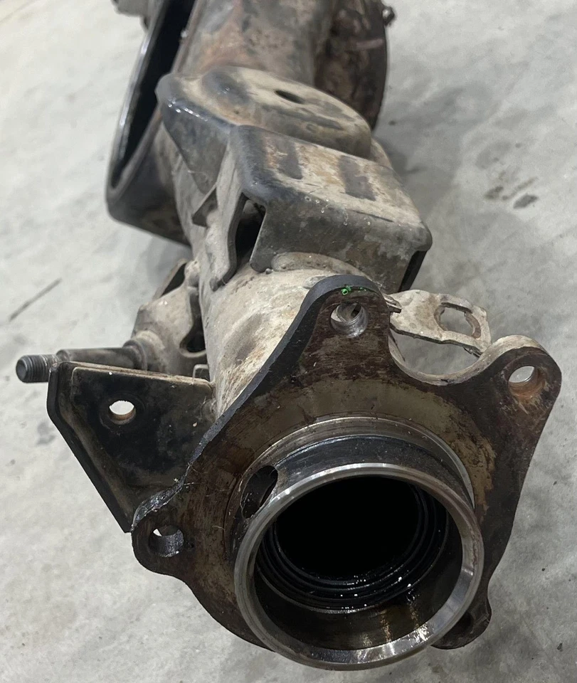 Carcasa del eje trasero para Isuzu Trooper Acura SLX - solo OEM 8971727623 Foto 3 de 4