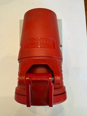Mennekes Type 31 16A-6h 200-346V 3P Neutral Ground Plug Connector