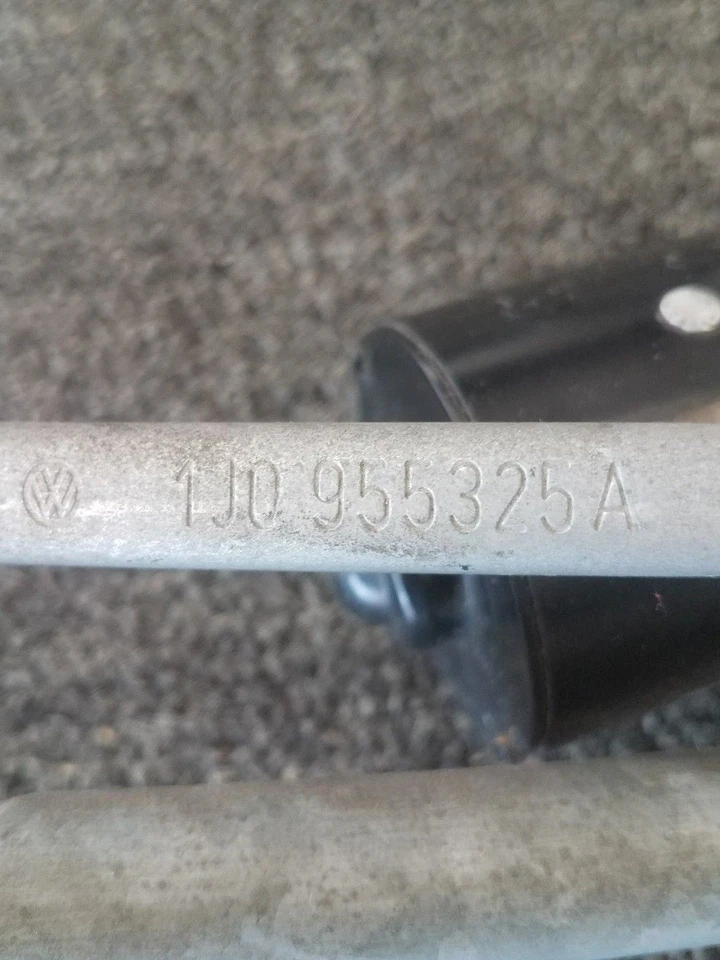 Оригинальный двигатель стеклоочистителя с коробкой передач 1J0955325A для Volkswagen Beetle 1998-2010 годов выпуска - Изображение 2 из 4