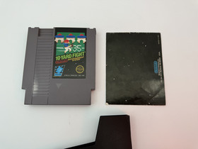 Vintage 1985 10 Yard Fight NES Nintendo Original Game with Manual