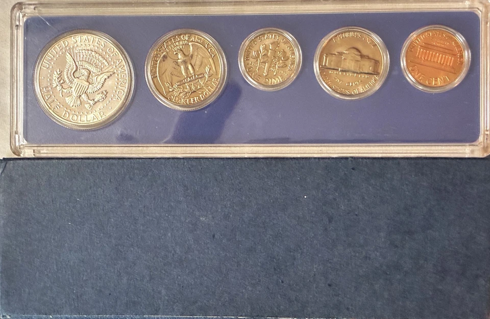 1966 US Special Mint Set SMS 5 Coins with 40% Silver Kennedy Half Dollar and Box - Image 2 of 4