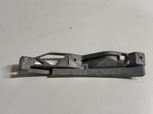 Halterung Stoßstange Vorne links VW Touran 1.6 FSI Trend 1T1 2003 1T0807889