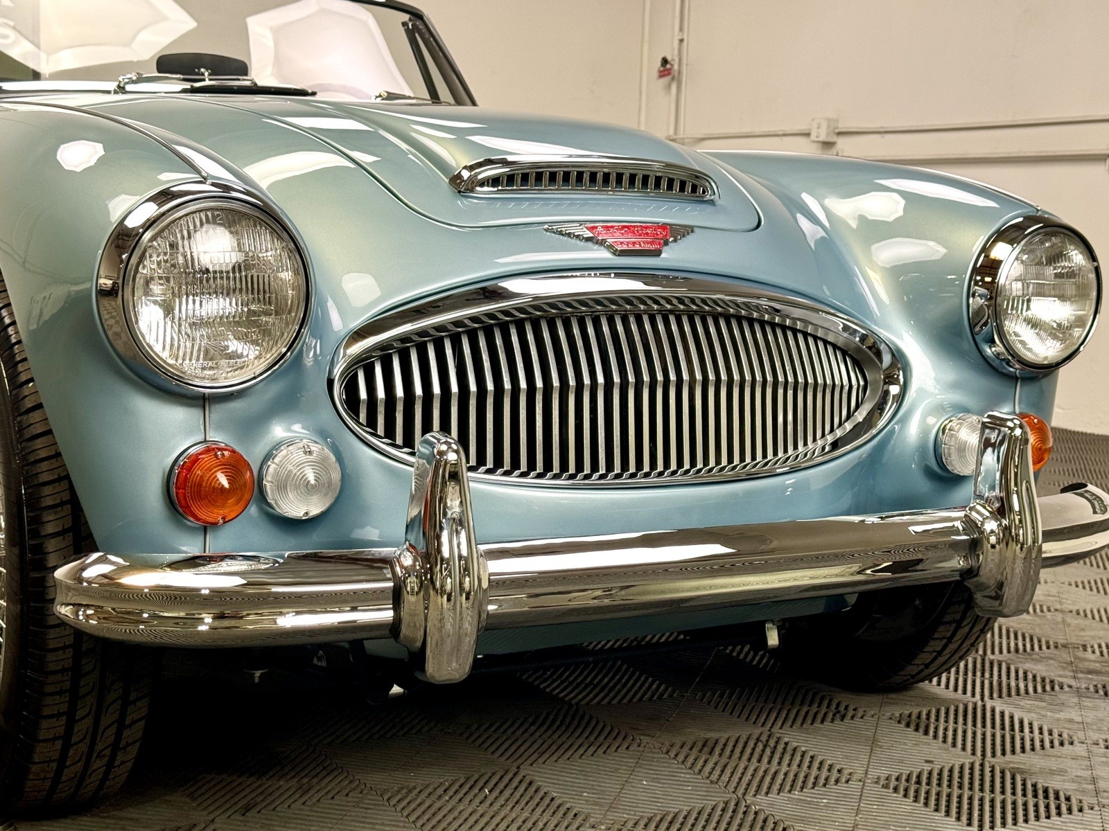 1966 Austin-Healey 3000 for sale in Santa Ana California