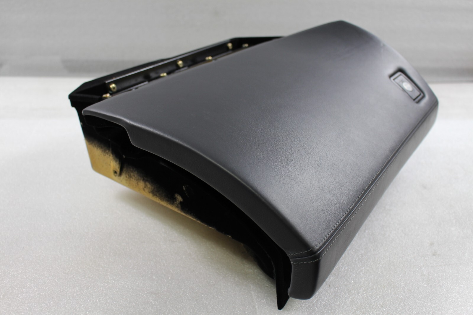 Ferrari 456, Glove Box, Black, Used, P/N 654104