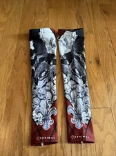Primal Mens Size L Arm Warmers Sleeves Tattoo Print Compression Pair