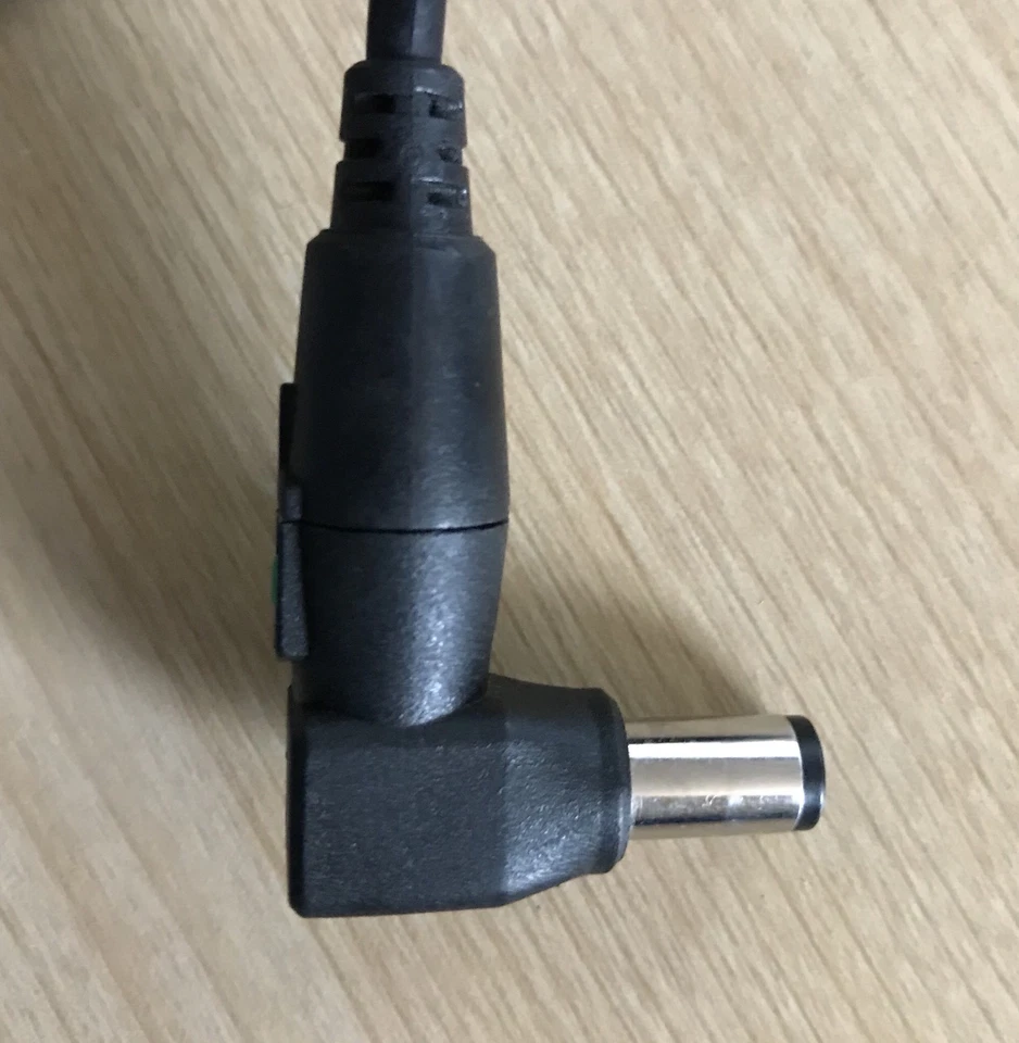 Kensington Power Adapter, K33404US, 90W, 420-0005-00 Dual 16/19 VDC, 5.62/4.74A - image 3 of 4