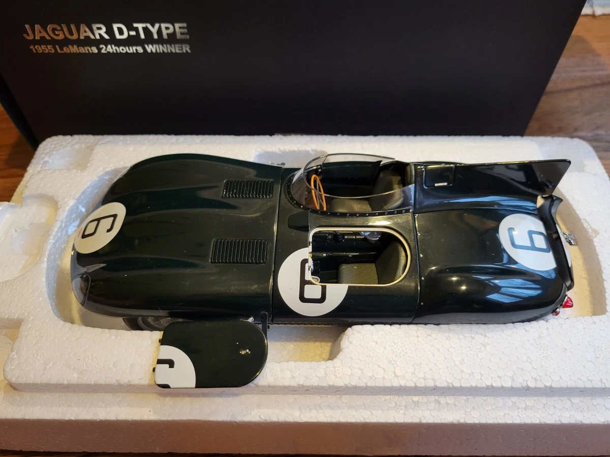 Auto Art Jaguar D Type 1955 Lemans 24 hours winner. 1:18