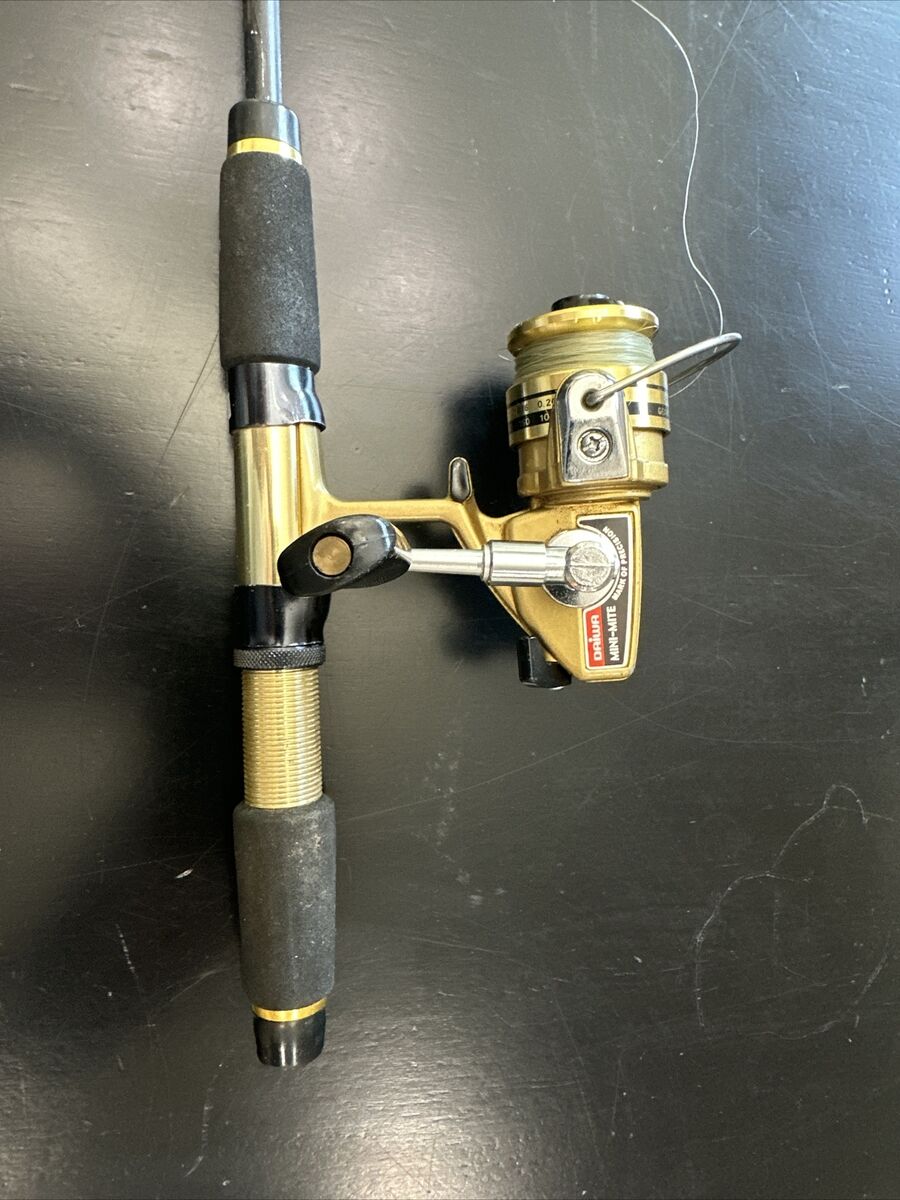 Daiwa Mini-Mite VINTAGE SPINNING ROD SET W/ CASE | eBay Daiwa Mini-Mite VINTAGE SPINNING ROD SET W/ CASE | eBay
