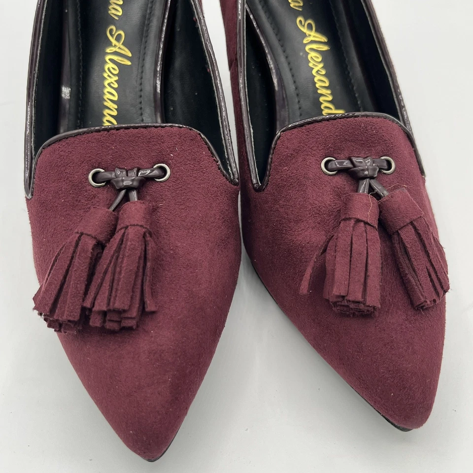 Athena Alexander Mujer Talla 8 Gamuza Borgoña Bomba Con Borla, Tacón 3.5” Foto 4 de 4