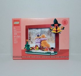 LEGO&reg; 40702 Christmas Picture Frame Set NEW/SEALED Festive Decoration Holiday
