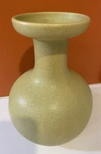 Mid Century Jaru California Pottery MCM Style Chartreuse Matte Vessel Vase 9”x7”