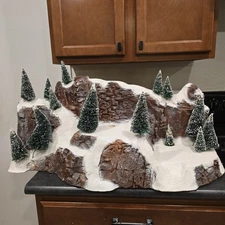 Department 56 Village Mountains 5228-0 Large 36x12" Snowy Christmas Base w Trees
