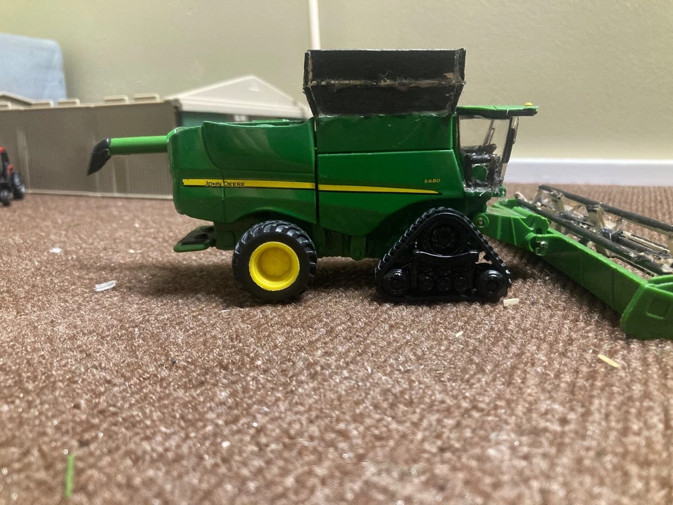 john deere s680 escala 1/64 Foto 4 de 4