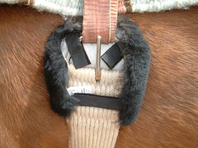 JUST MERINO SHEEPSKIN JMS PRODUCTS JMS BLACK Pair Genuine Sheepskin Horse Girth CINCH RING Covers Billet Buckle Pad