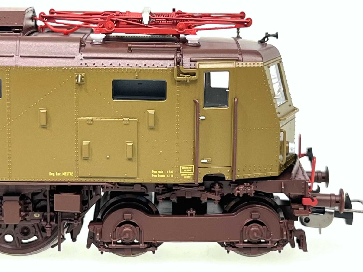 PIKO EXPERT 97462 E428 FS II Semi Aerodynamic Castano Isabella