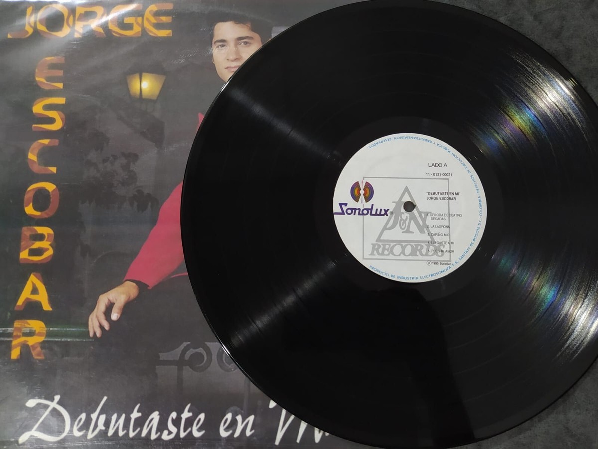 【中古】 Debutaste En Mi JorgeEscobar Escobar, Jorge - Debutaste En Mi - Amazon.com Music