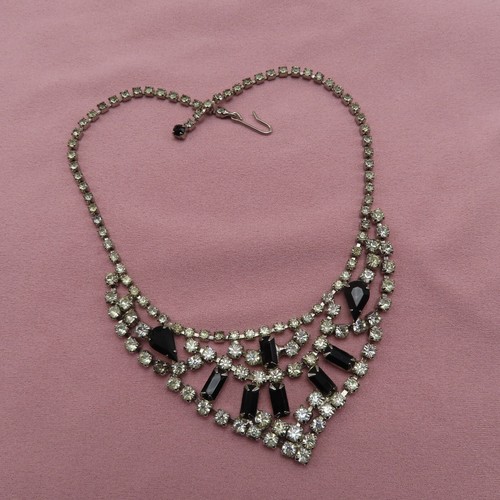 Vintage Rhinestone Necklace Black Clear Faceted Crystal Bib Choker 15.5 in 900c - Picture 5 of 10