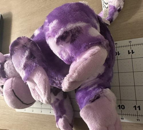 SELTEN Der Streichelzoo Plüsch-Affe 10 Zoll lila Camouflage Stofftier im Ruhestand - Bild 6 von 8