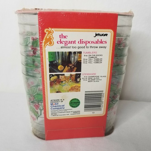 Vintage Christmas Holiday Tumblers Holly Crystal Plastic 10 Oz Each Jetware USA - Picture 3 of 9