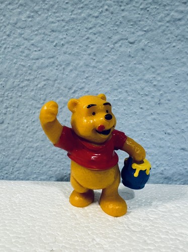 Winnie the Pooh Bully PVC Figure Disney 1985 Germany Honey Pot Topper 2" - 第 1/4 張圖片