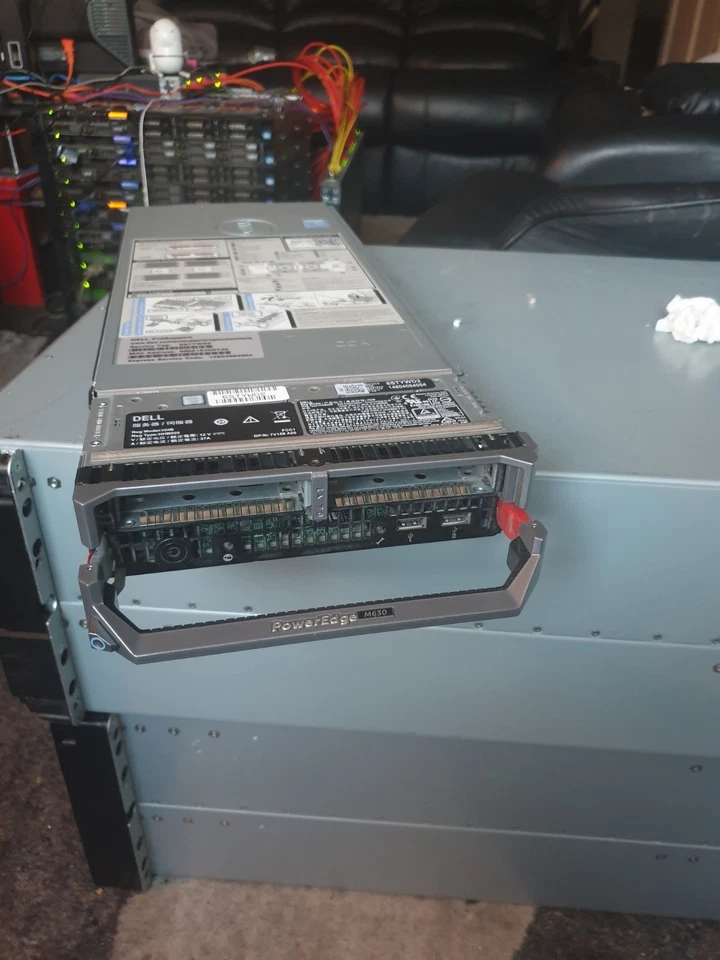 Dell PowerEdge M630 Blade Server memizin card  no ram no cpu no HD - Image 1 of 2