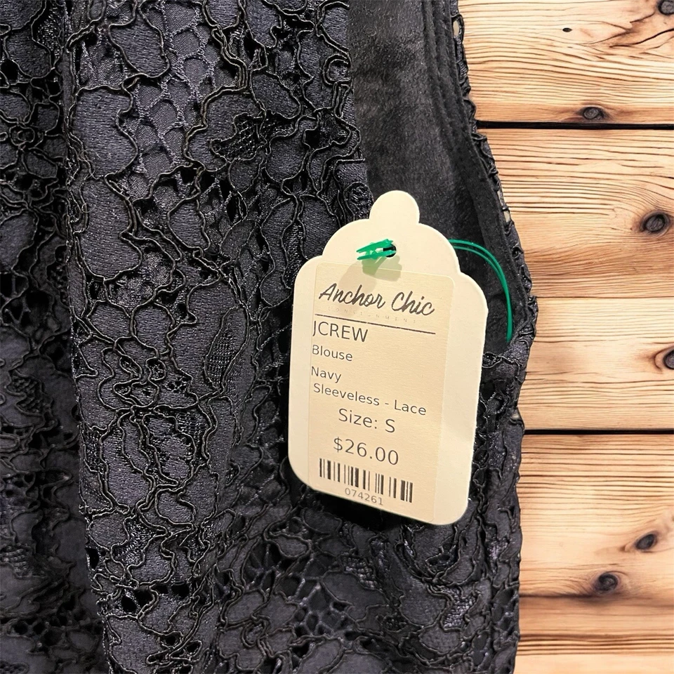 J.Crew 女式小号蕾丝荷叶领前锁眼纽扣背心衬衫海军蓝全新带标签 — 第 4/4 张图片