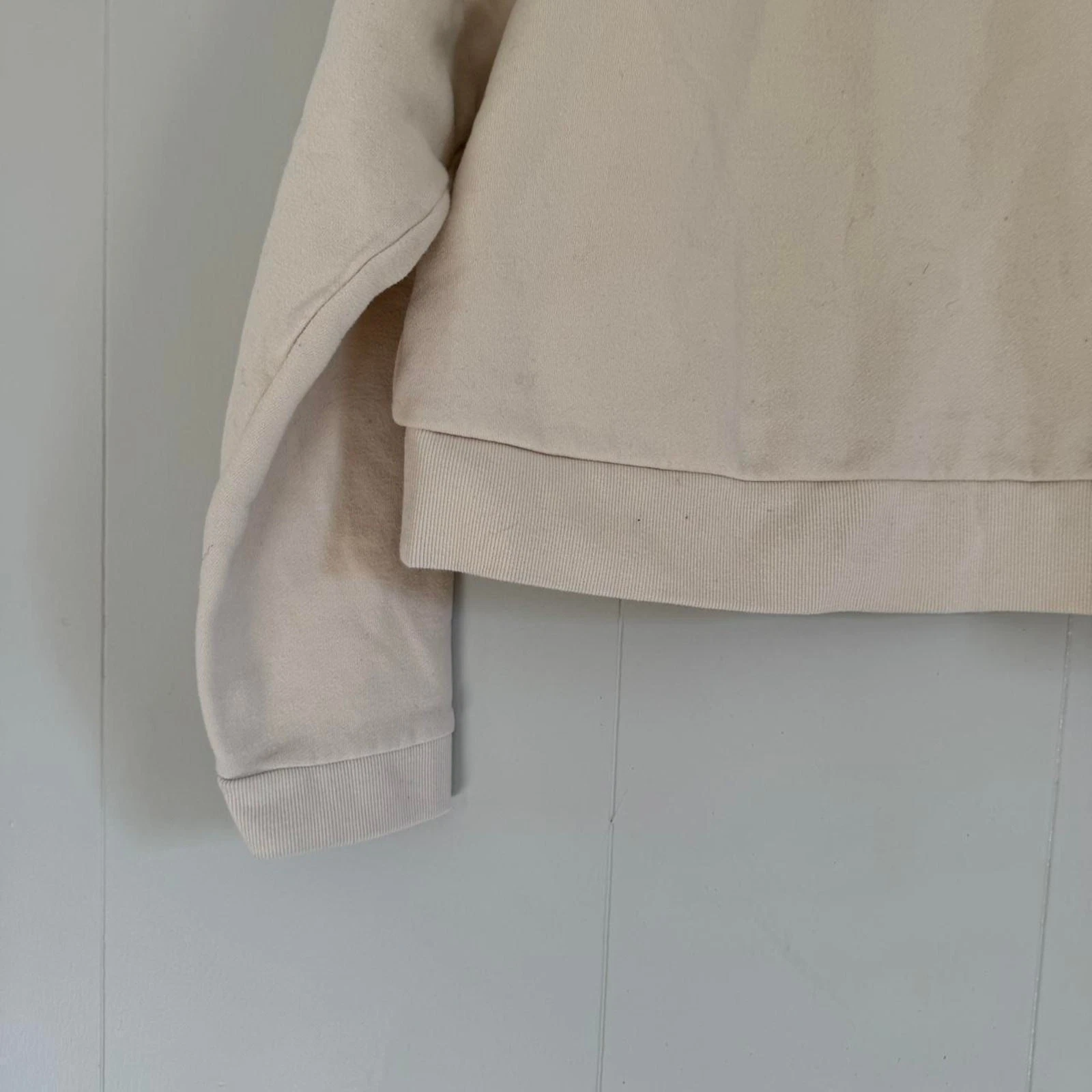 OFF WHITE Felpa pullover cropped A New Day panna beige donna grande