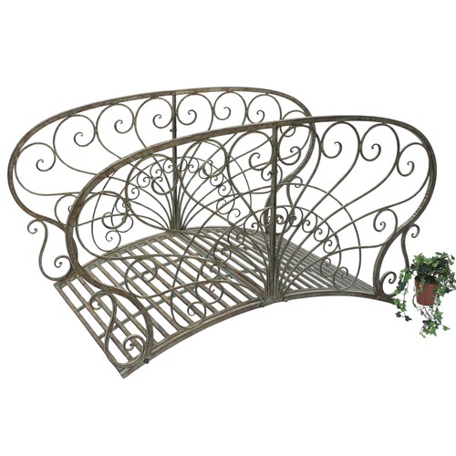 Pont balustrade en métal