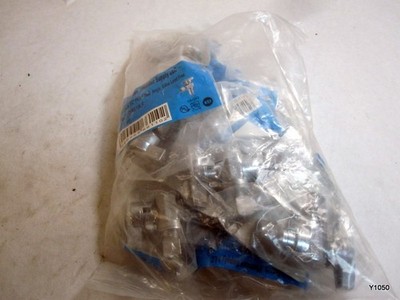10pc Plumber Supply LLC 3/8'' OD x 1/2'' PEX F1960 Angle Valve Part No. JQ66110L