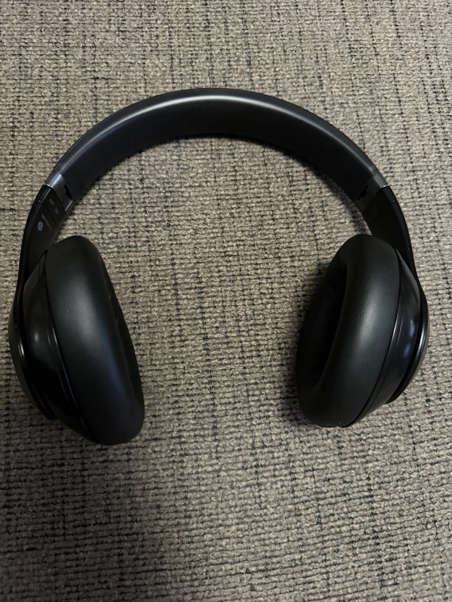 Beats by Dr. Dre Studio2 Headphones Just Listed 2026
