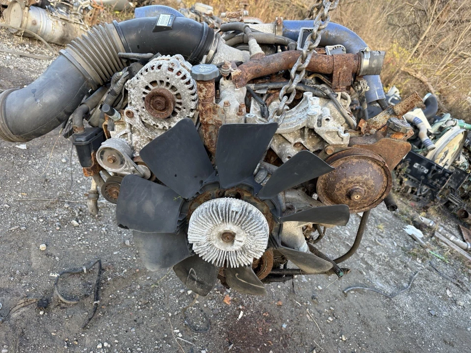 2001 Chevy 6.6 Duramax LB7 Complete Core Engine; AS IS For Parts or Rebuilding - Image 3 of 4