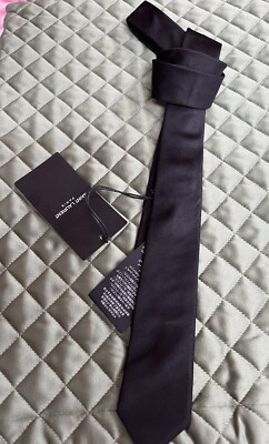 Saint Laurent Paris YSL Black Silk Satin Neck Tie New Metalisse