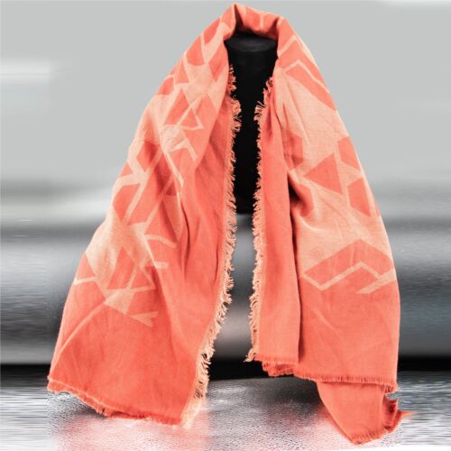 Universal Thread Co. Women's Textured Wrap Scarf-RED - 第 1/2 張圖片
