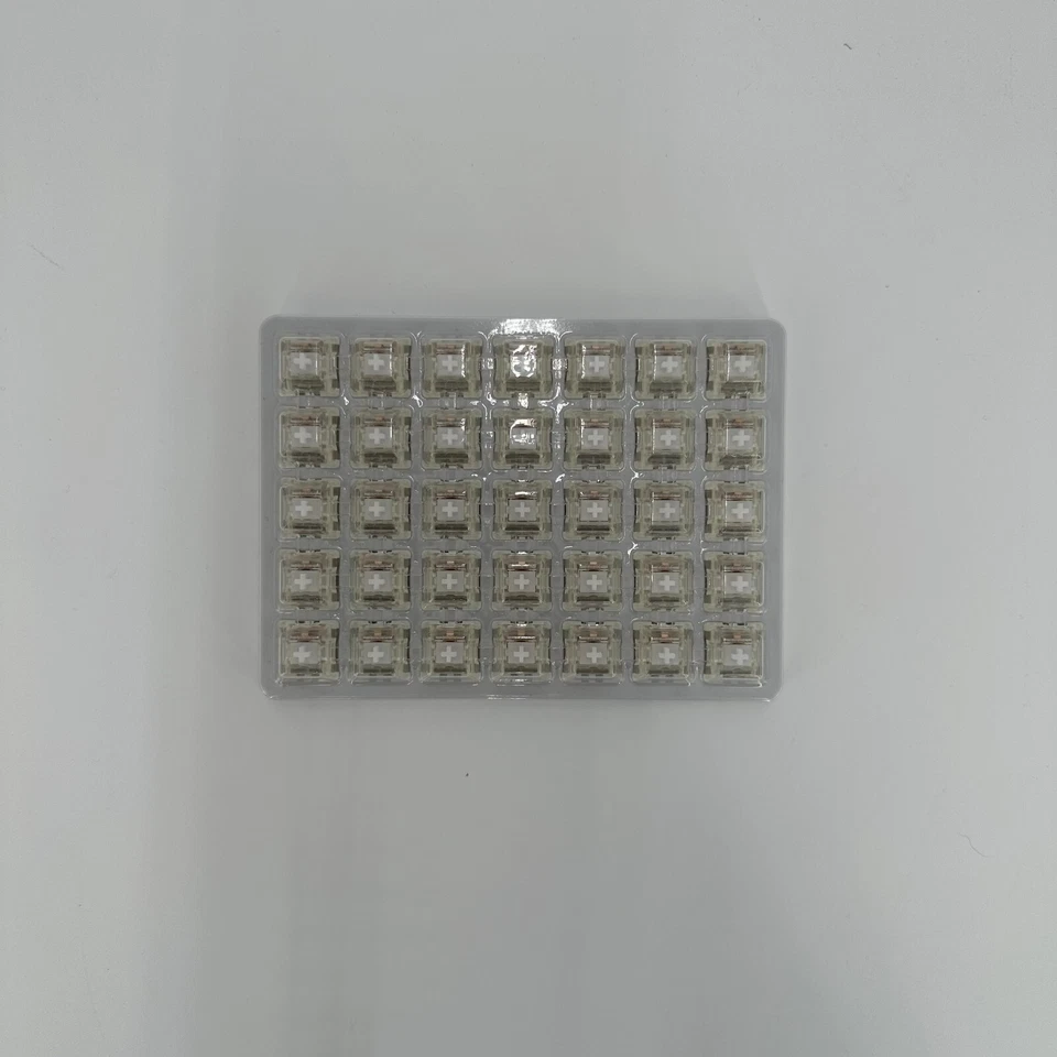 Gateron DROP Holy Panda X Clear Switches 35 Pack 3 Pin MDX-36770-1 NEW Keyboard - Image 3 of 4