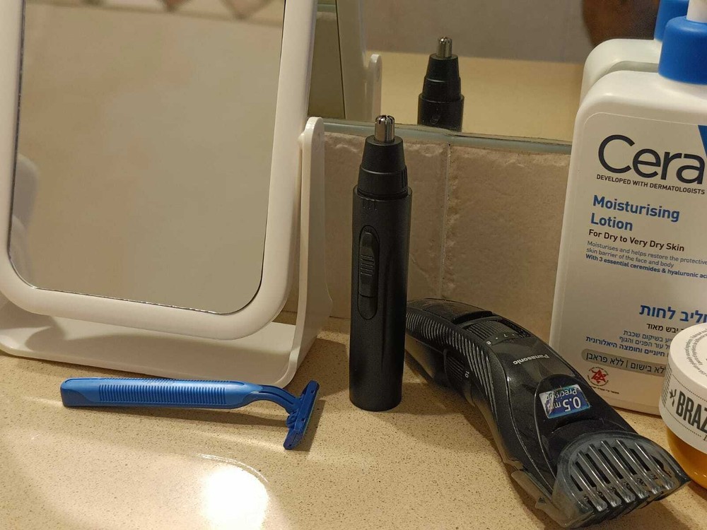 Electric Ear and Nose Hair Trimmer Shaver Clipper Men Cleaner Trimer Gift