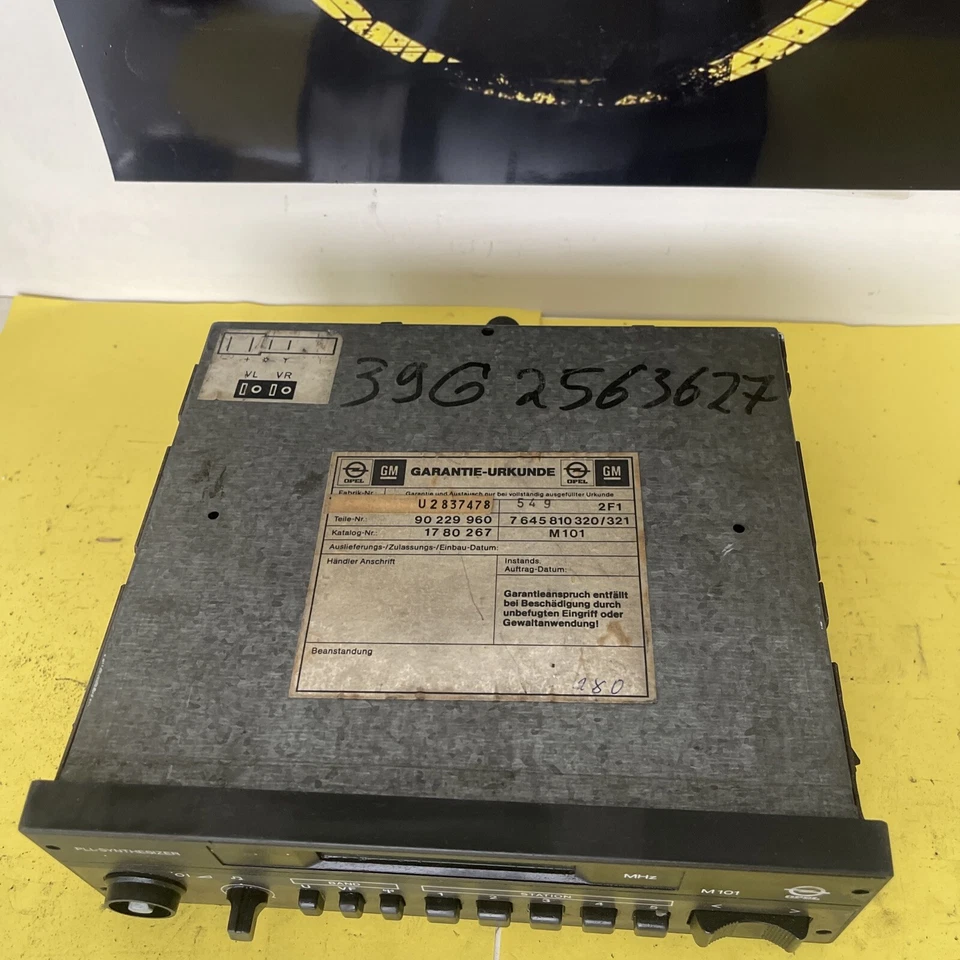 Opel 1980er   Radio Kassetten 7j45810320/321 90229960 - Bild 2 von 4